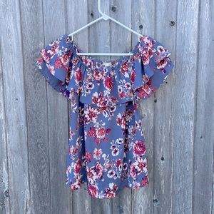 Off shoulder, split back, floral shirt